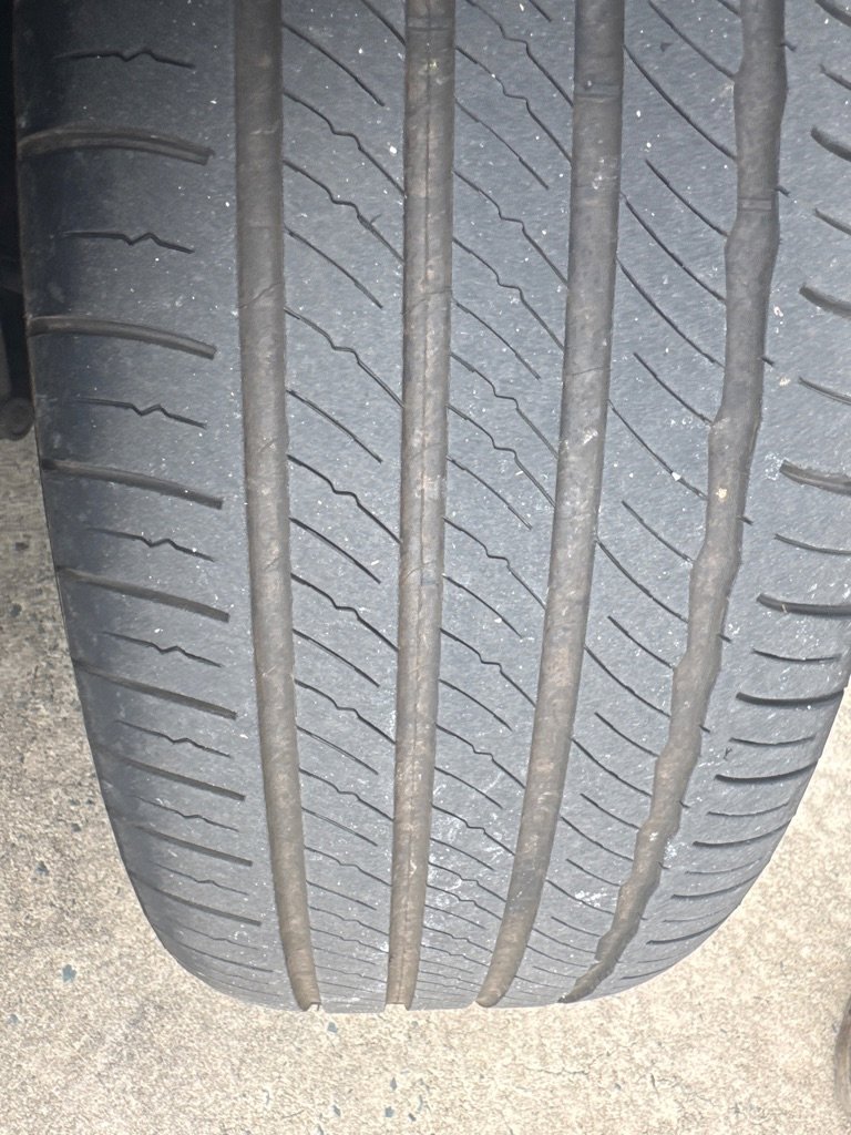 Used 2019 Volkswagen Tiguan SEL Premium image 39