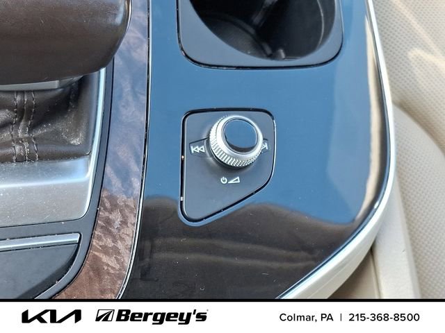 Used 2017 Audi Q7 3.0T Premium Plus w/ Premium Plus Package image 28