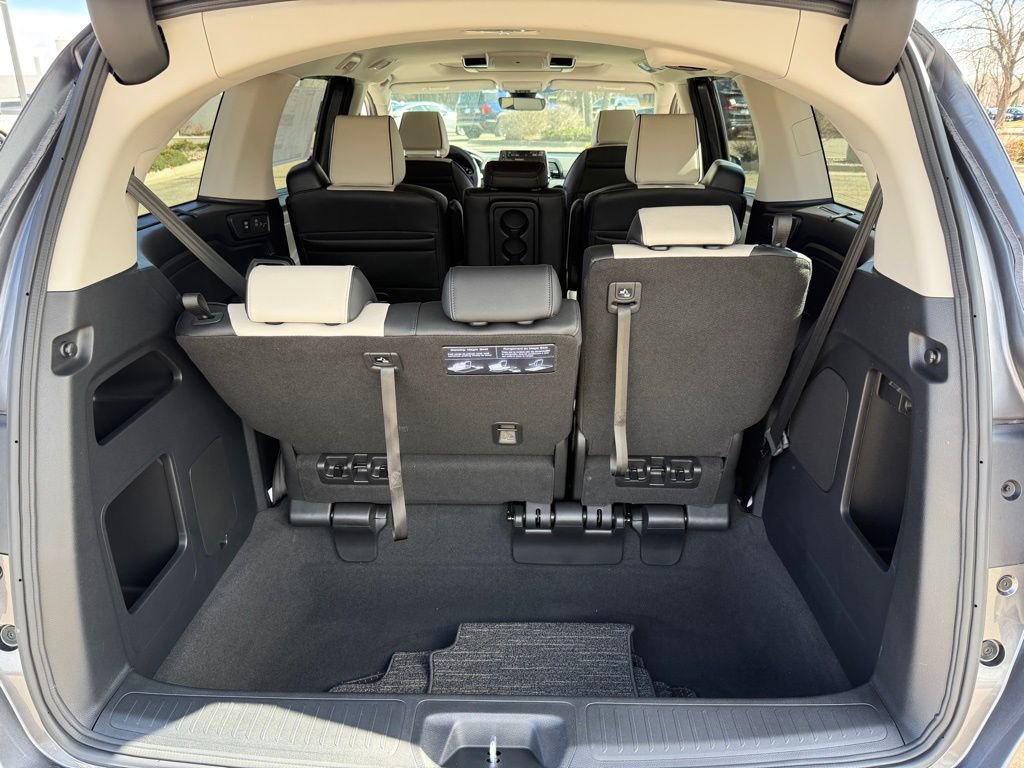 New 2026 Honda Odyssey Elite image 17
