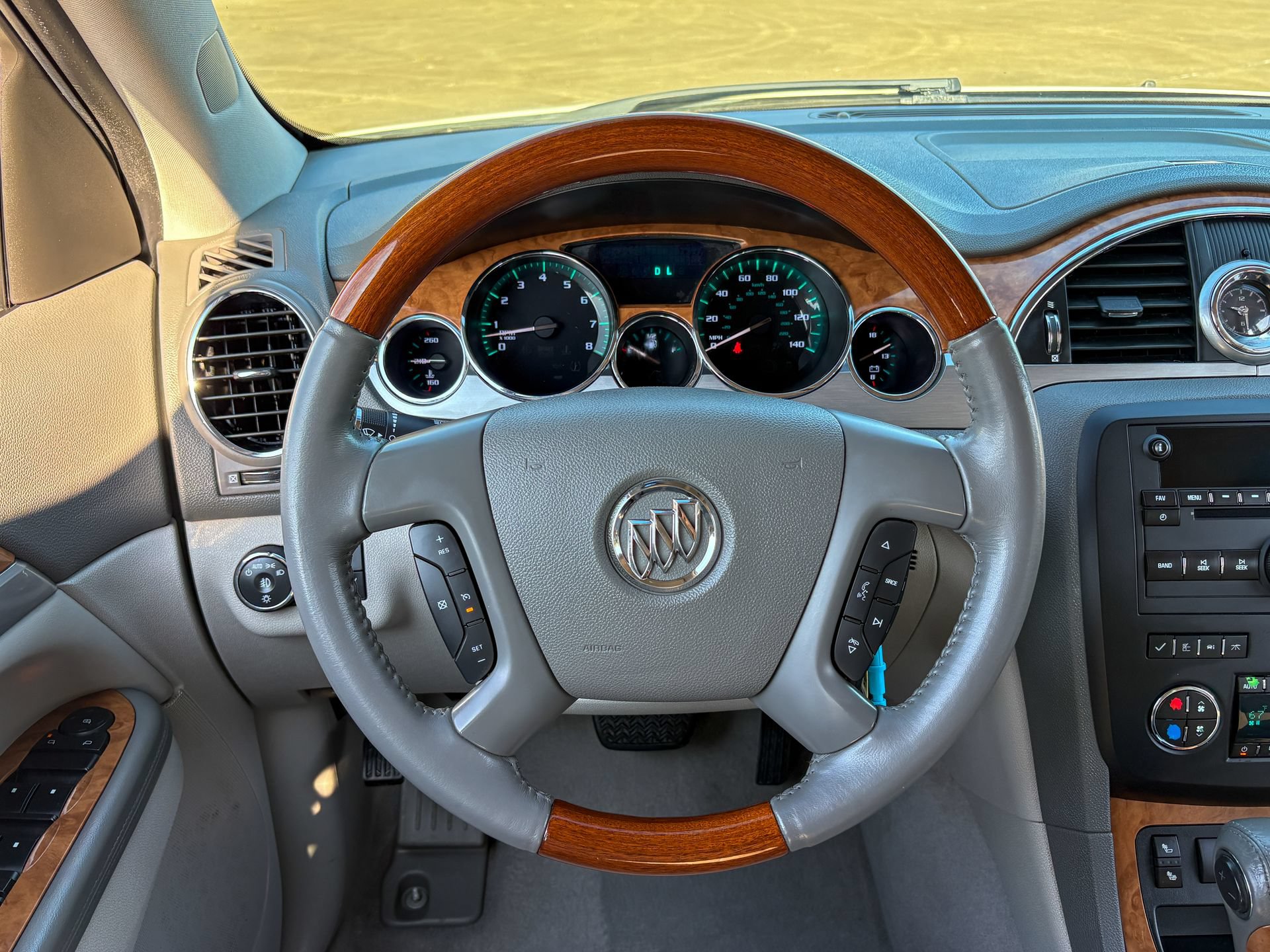 Used 2012 Buick Enclave Leather FWD image 16
