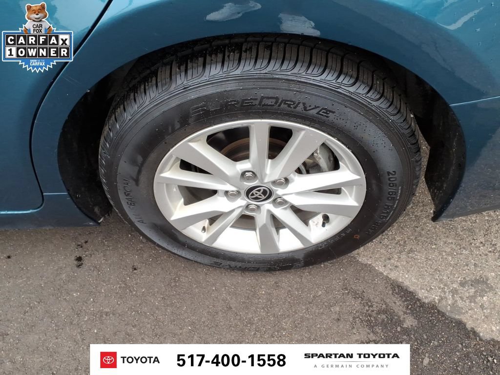 Used 2025 Toyota Camry LE FWD image 11