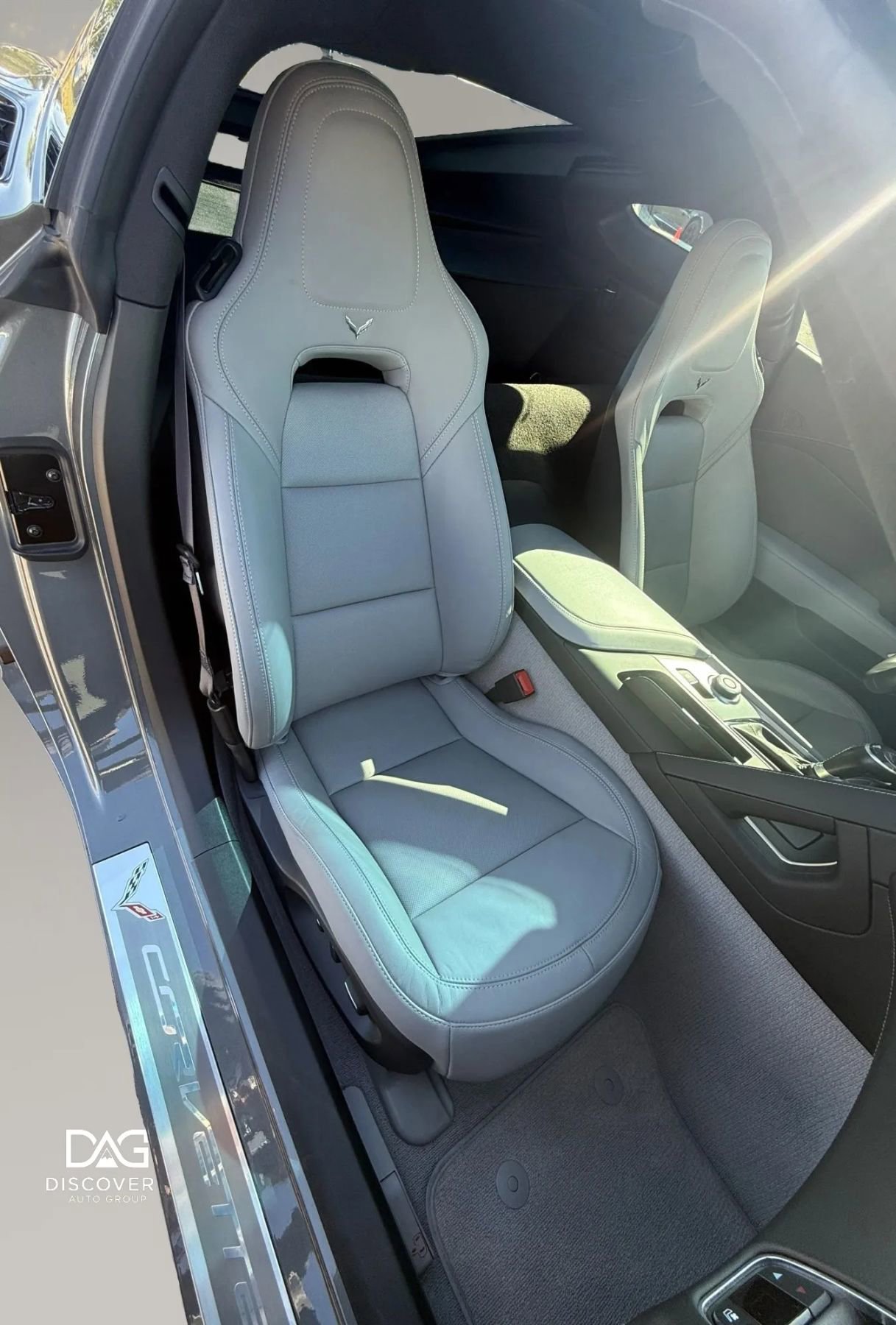 Used 2015 Chevrolet Corvette Stingray Coupe w/ 2LT Preferred Equipment Group image 10