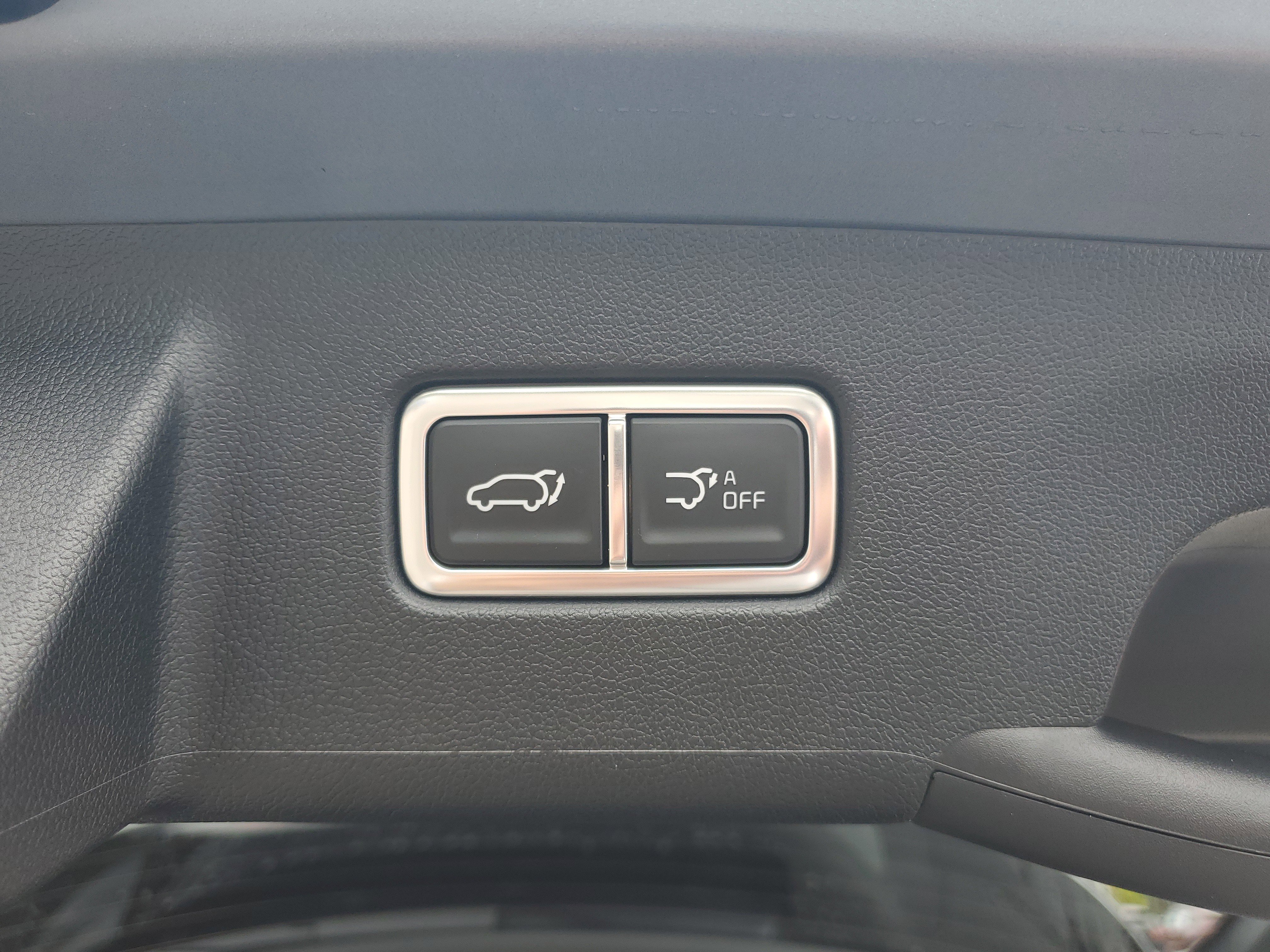 Certified 2025 Kia Sorento EX w/ Panoramic Sunroof Package image 15