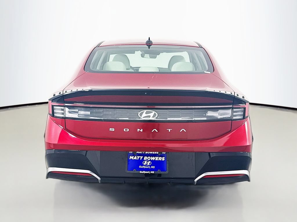 Used 2025 Hyundai Sonata SEL FWD image 6