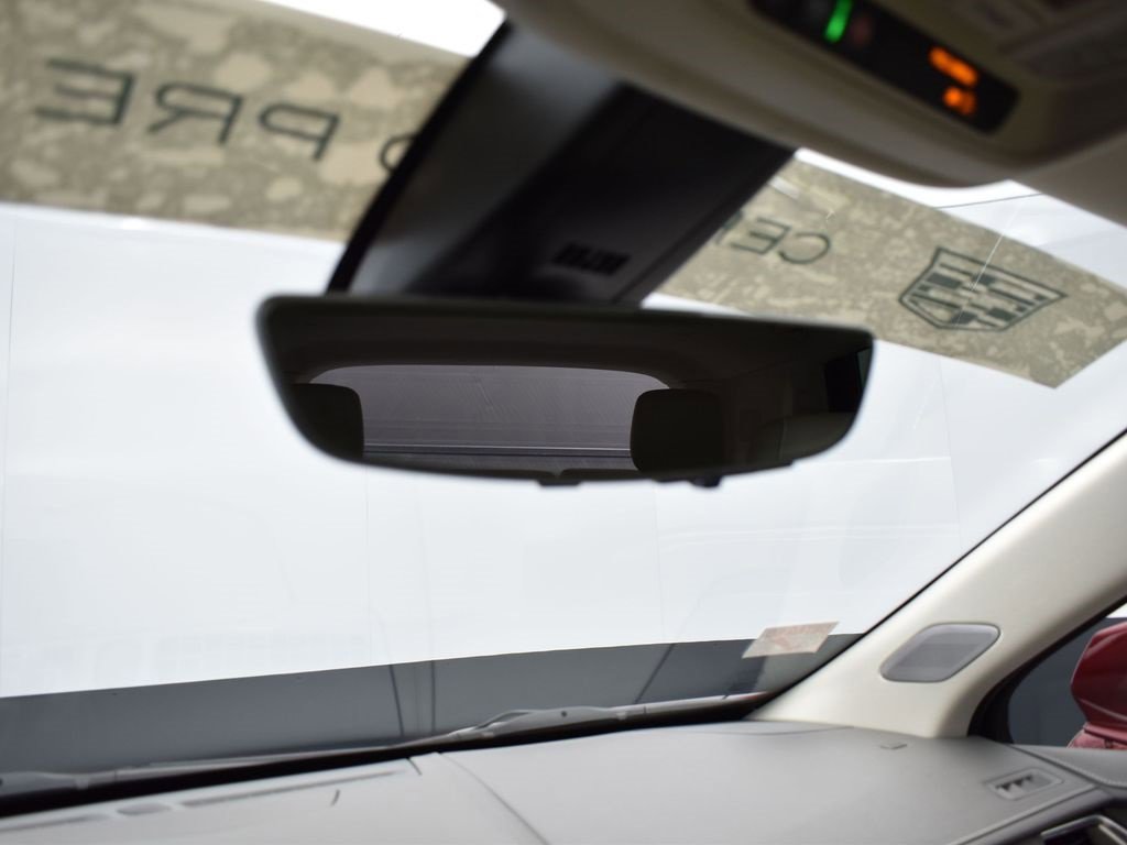 Certified 2022 Cadillac XT5 Premium Luxury w/ Technology Package image 16