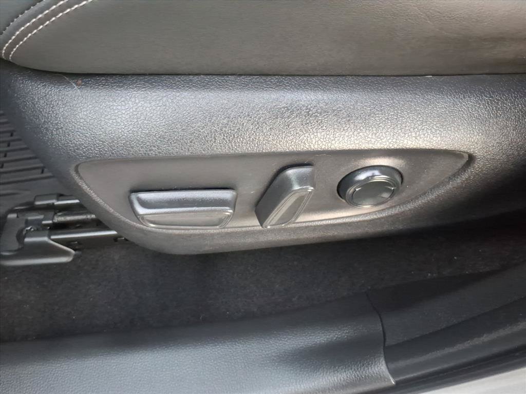 Used 2025 Toyota RAV4 XLE Premium w/ Weather Package AWD/4WD image 28