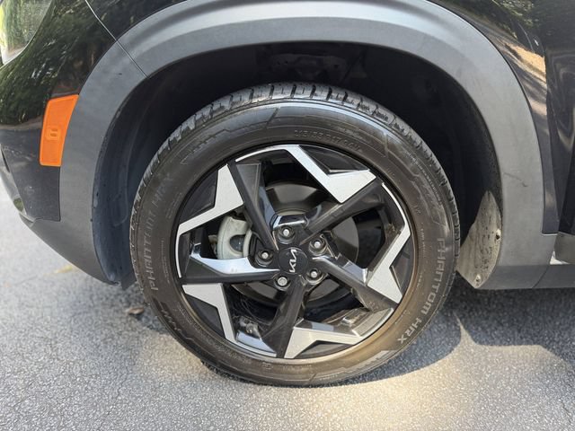Certified 2024 Kia Seltos EX FWD image 38