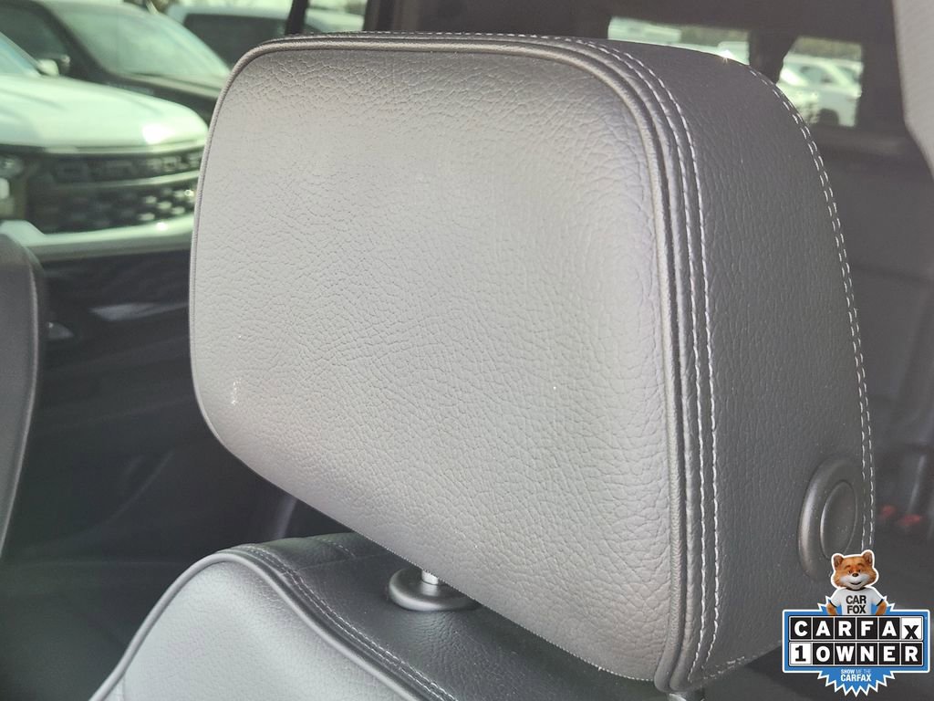 Used 2022 GMC Yukon XL Denali w/ Denali Premium Package image 21