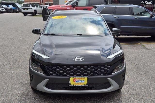 Used 2023 Hyundai Kona SEL w/ Cargo Package AWD/4WD image 3