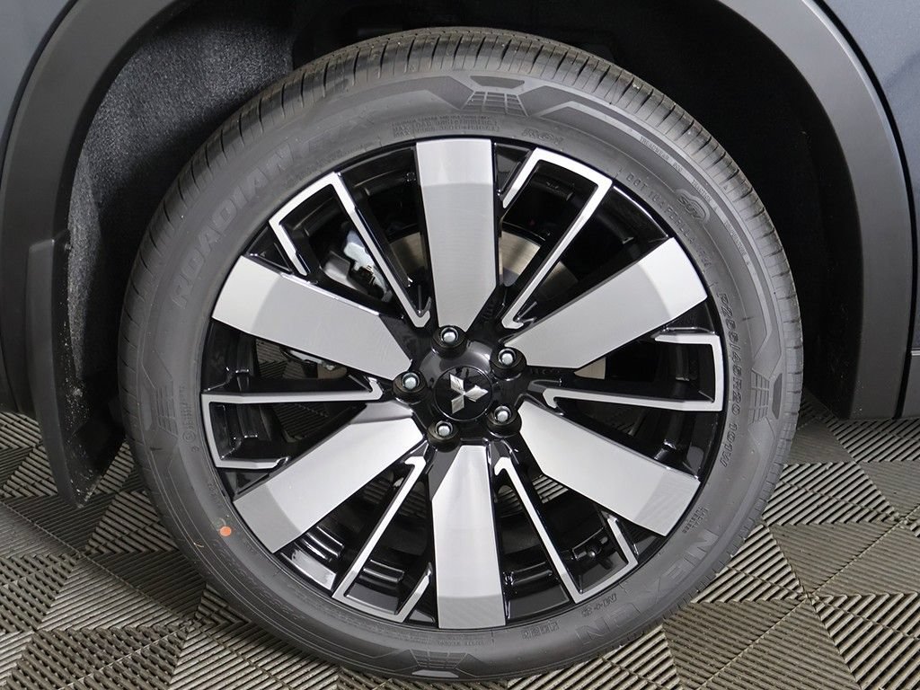 New 2026 Mitsubishi Outlander SE FWD image 22