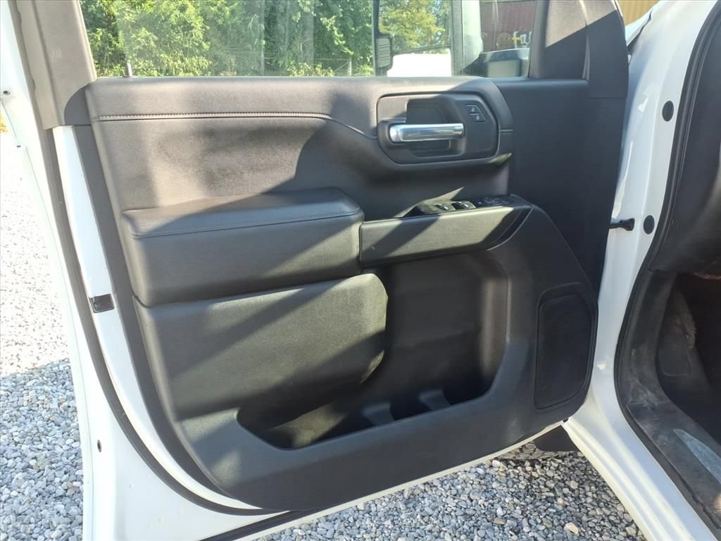 Used 2022 Chevrolet Silverado 3500 LT w/ Convenience Package AWD/4WD image 19