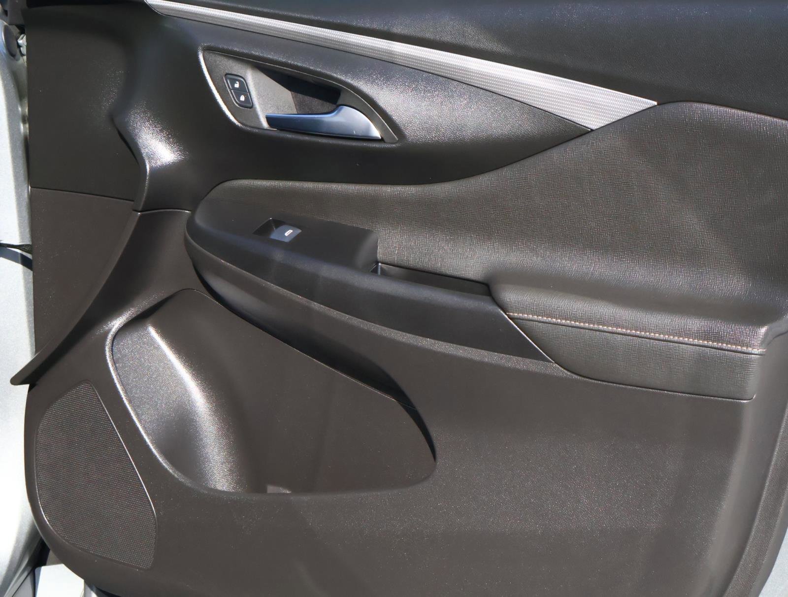 Used 2025 Buick Envista Avenir image 19