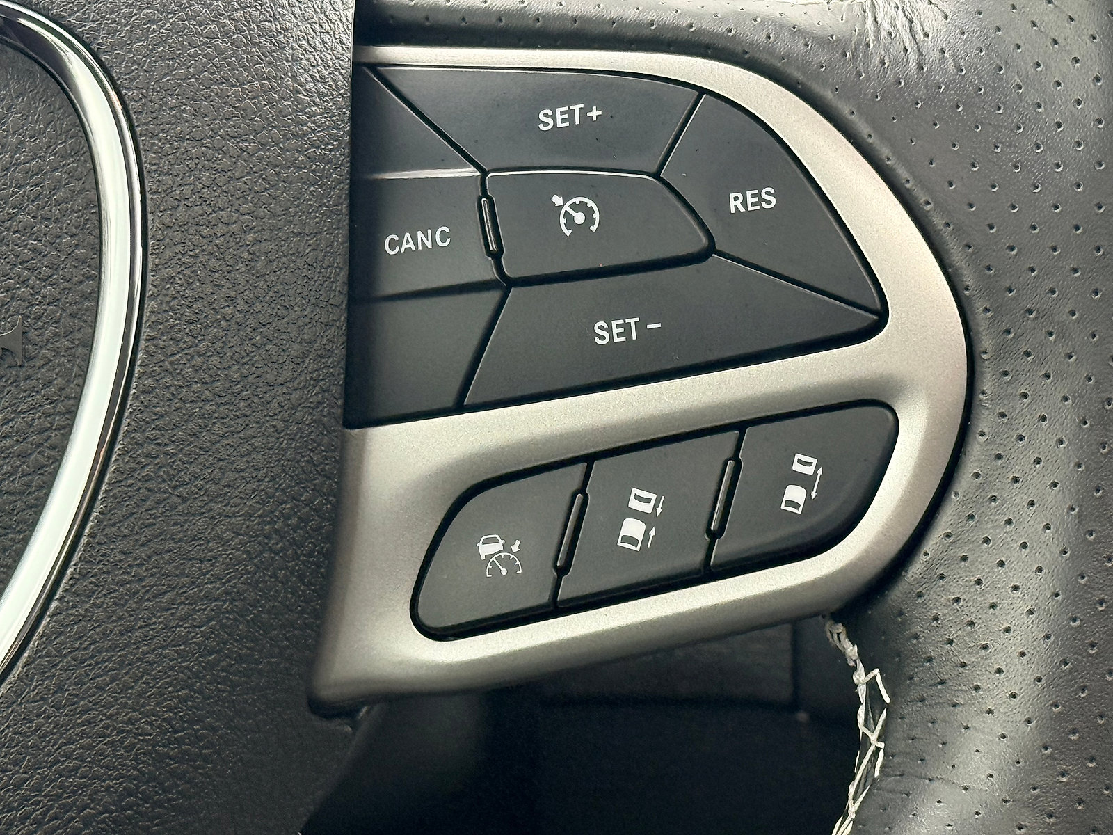 Used 2021 Dodge Challenger SRT Hellcat w/ Plus Package image 26