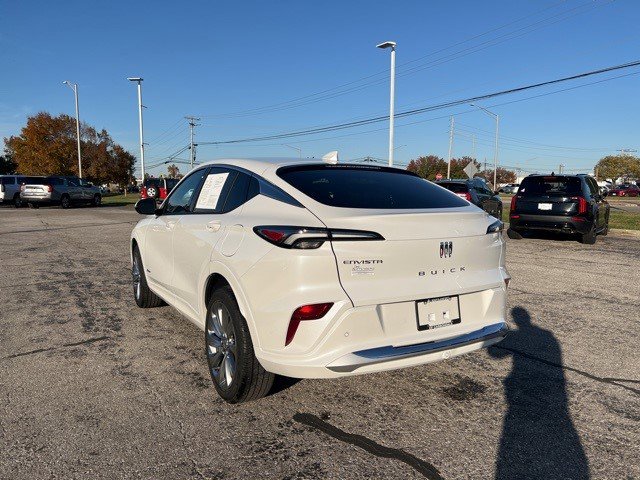Certified 2025 Buick Envista Avenir image 3