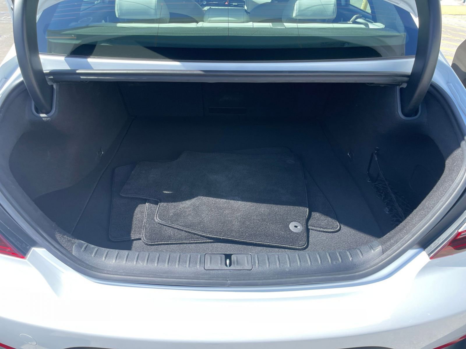 Used 2025 Genesis G70 2.5T image 31