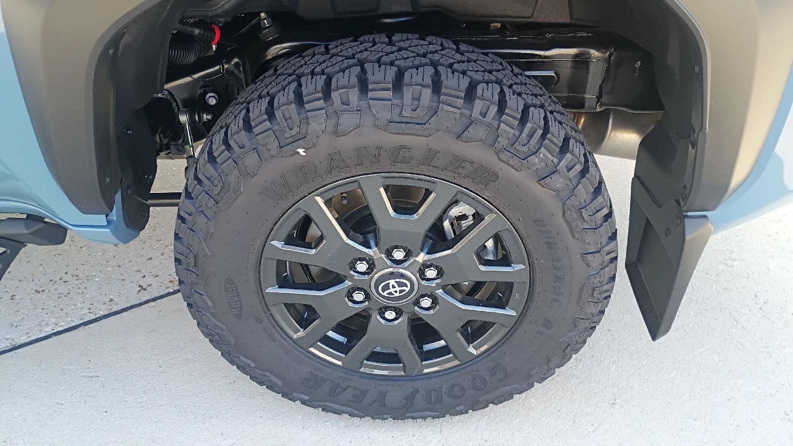 New 2026 Toyota 4Runner SR5 AWD/4WD image 23