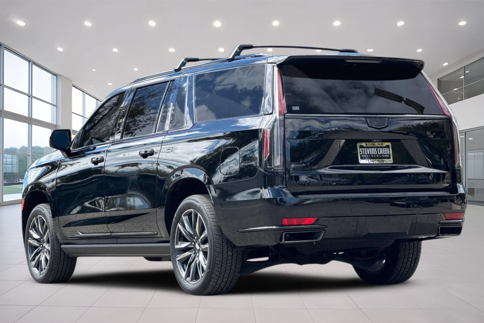 Used 2022 Cadillac Escalade ESV Sport w/ Touring Package AWD/4WD image 6