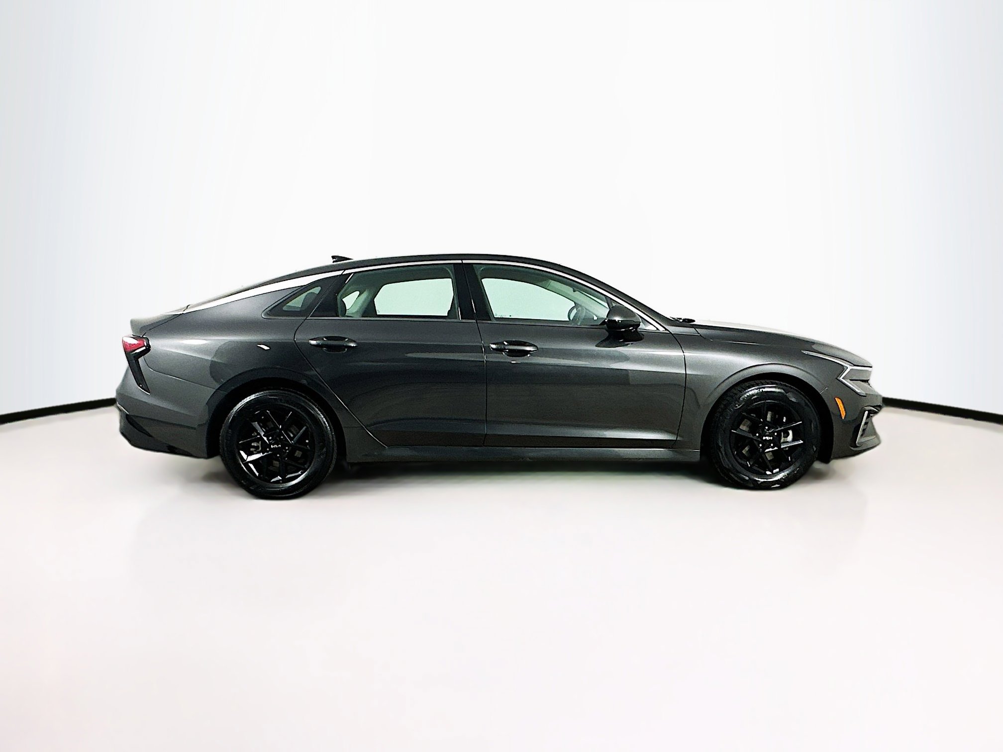 Used 2025 Kia K5 LXS image 10