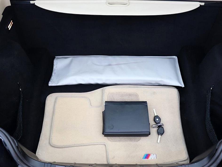 Used 2007 BMW Z4 3.0si image 27