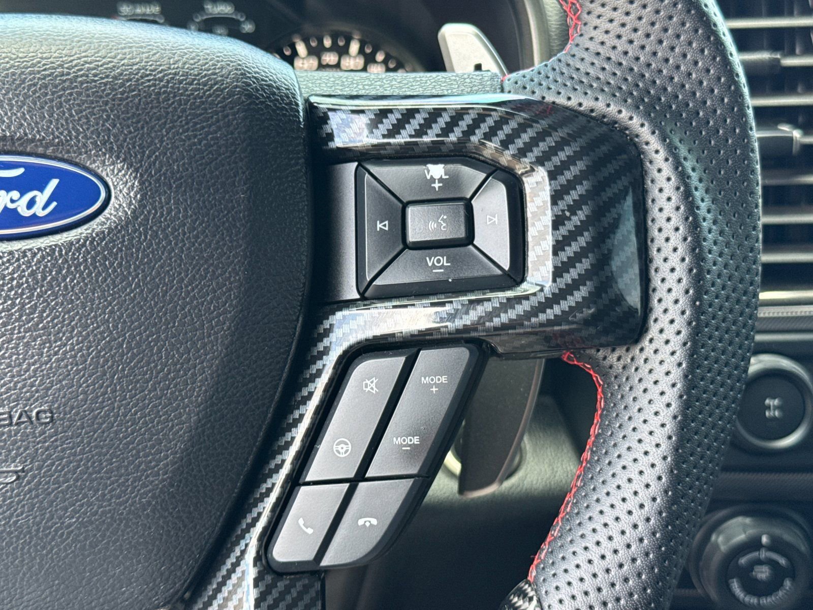 Used 2019 Ford F150 Raptor w/ Equipment Group 802A Luxury AWD/4WD image 29