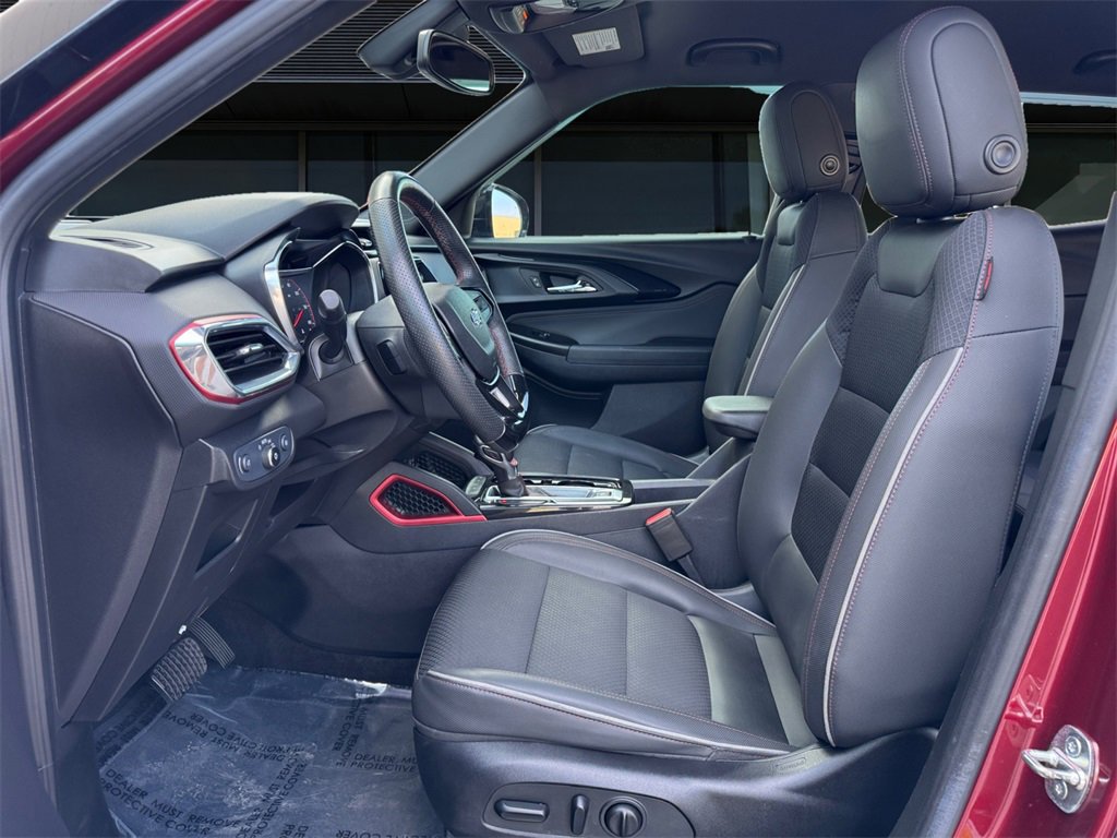 Used 2022 Chevrolet TrailBlazer RS w/ Convenience Package image 14