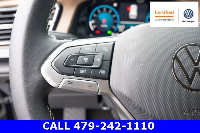 Certified 2024 Volkswagen Atlas SE w/ Black Wheel Package image 24