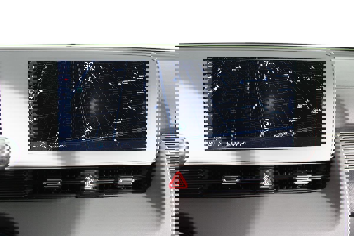 Used 2024 Hyundai Ioniq 5 SE image 8