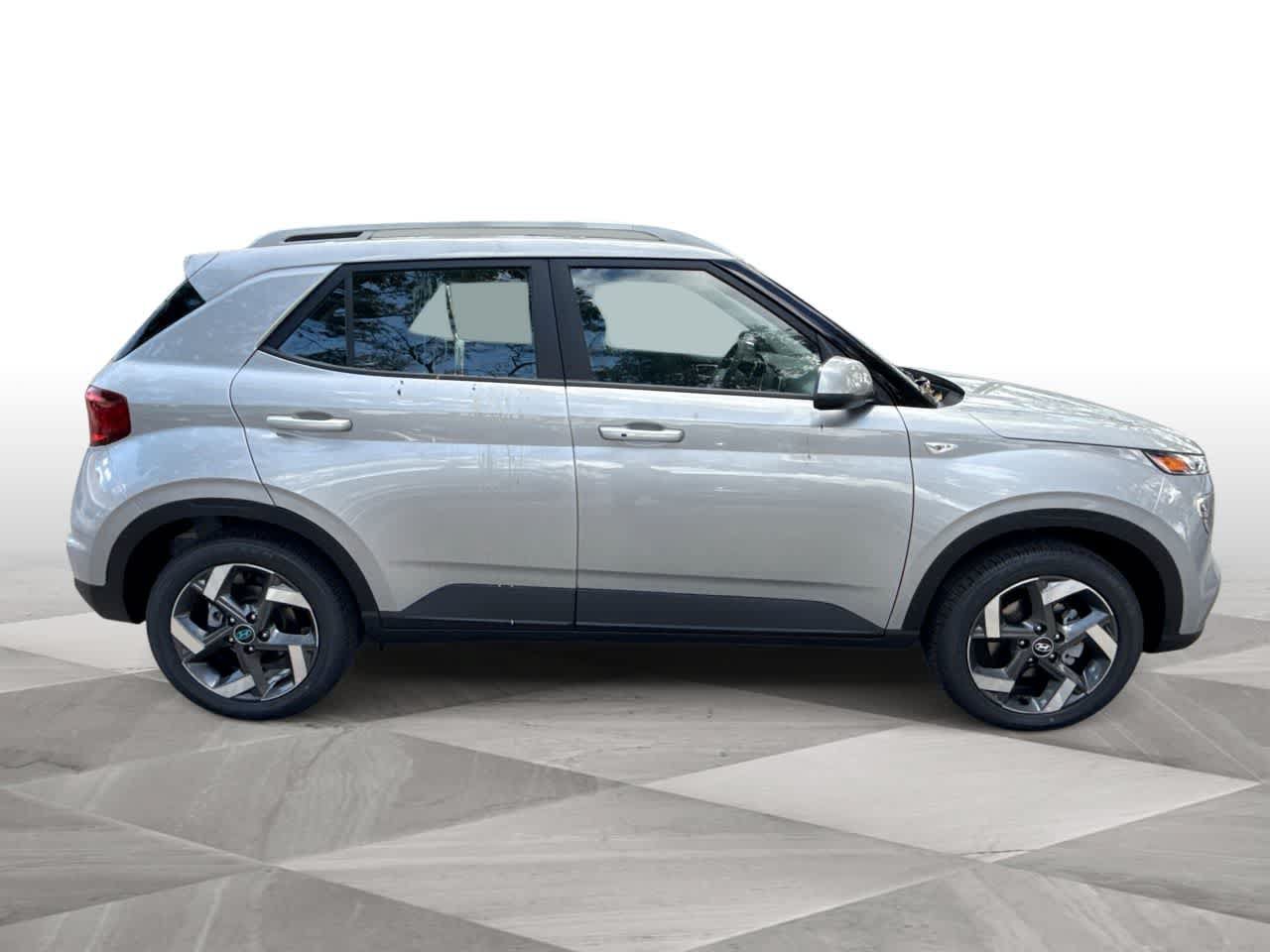 New 2026 Hyundai Venue SEL FWD image 9