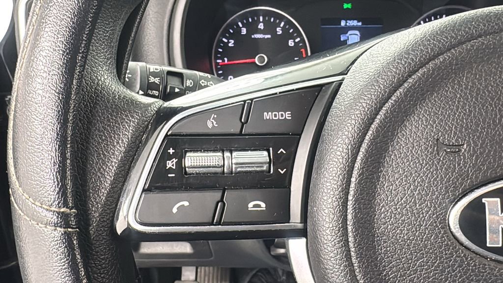 Used 2022 Kia Sportage LX image 21