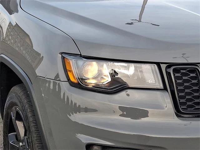 Certified 2019 Jeep Grand Cherokee Laredo image 9