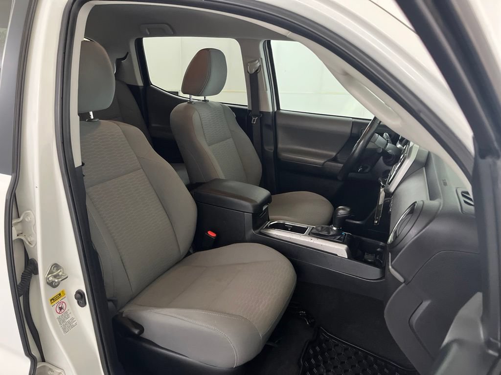 Used 2016 Toyota Tacoma SR5 AWD/4WD image 20