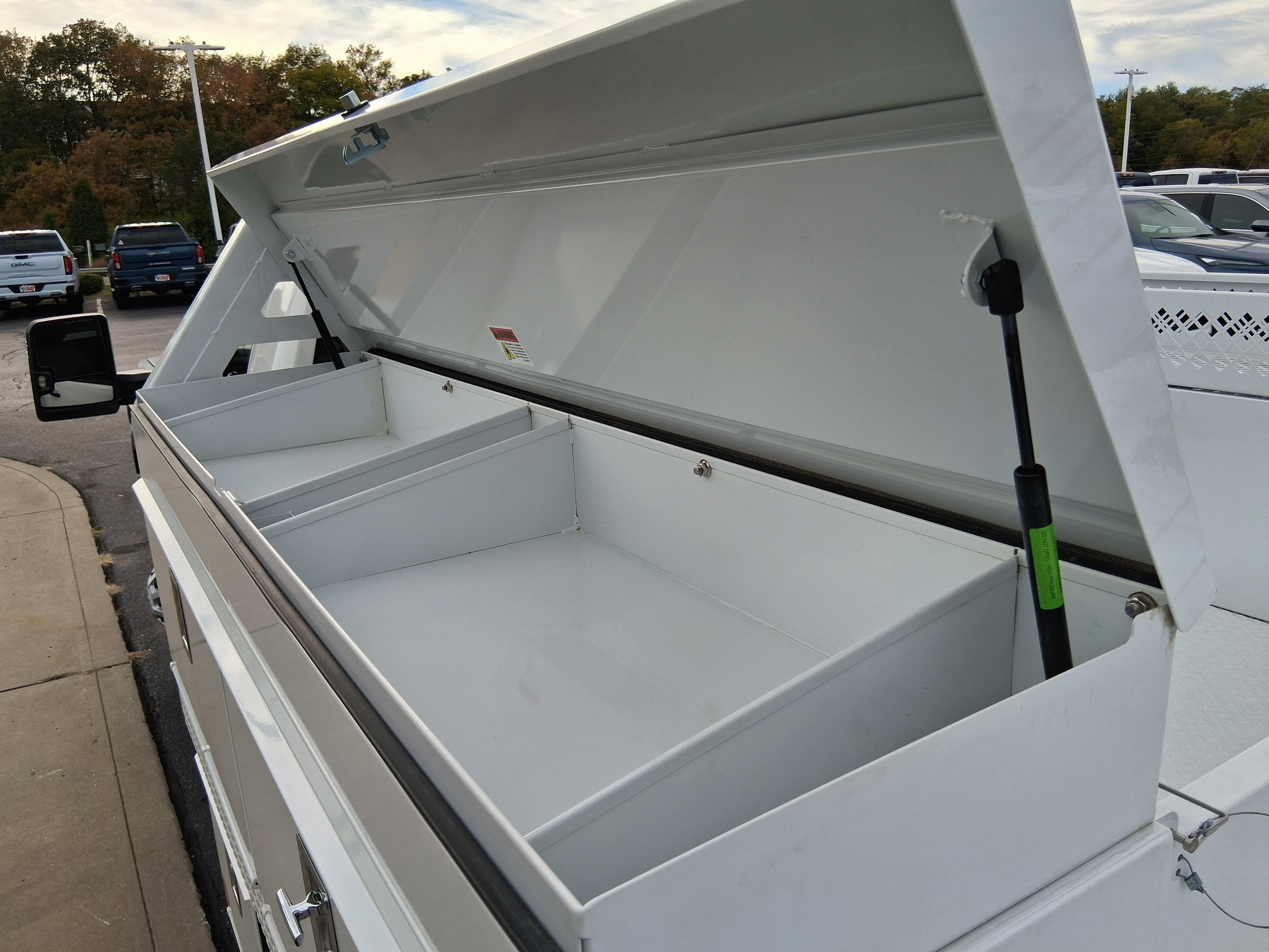 New 2025 GMC Sierra 3500 Pro w/ Convenience Package image 19