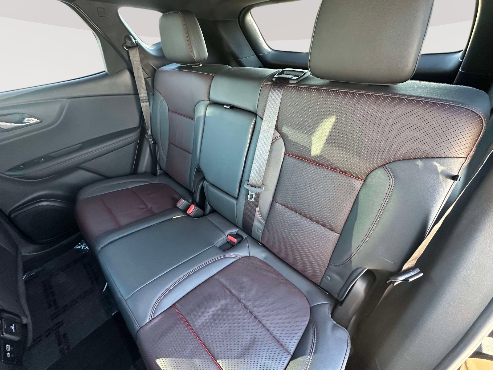 Certified 2025 Chevrolet Blazer RS w/ Driver Confidence II Package image 32