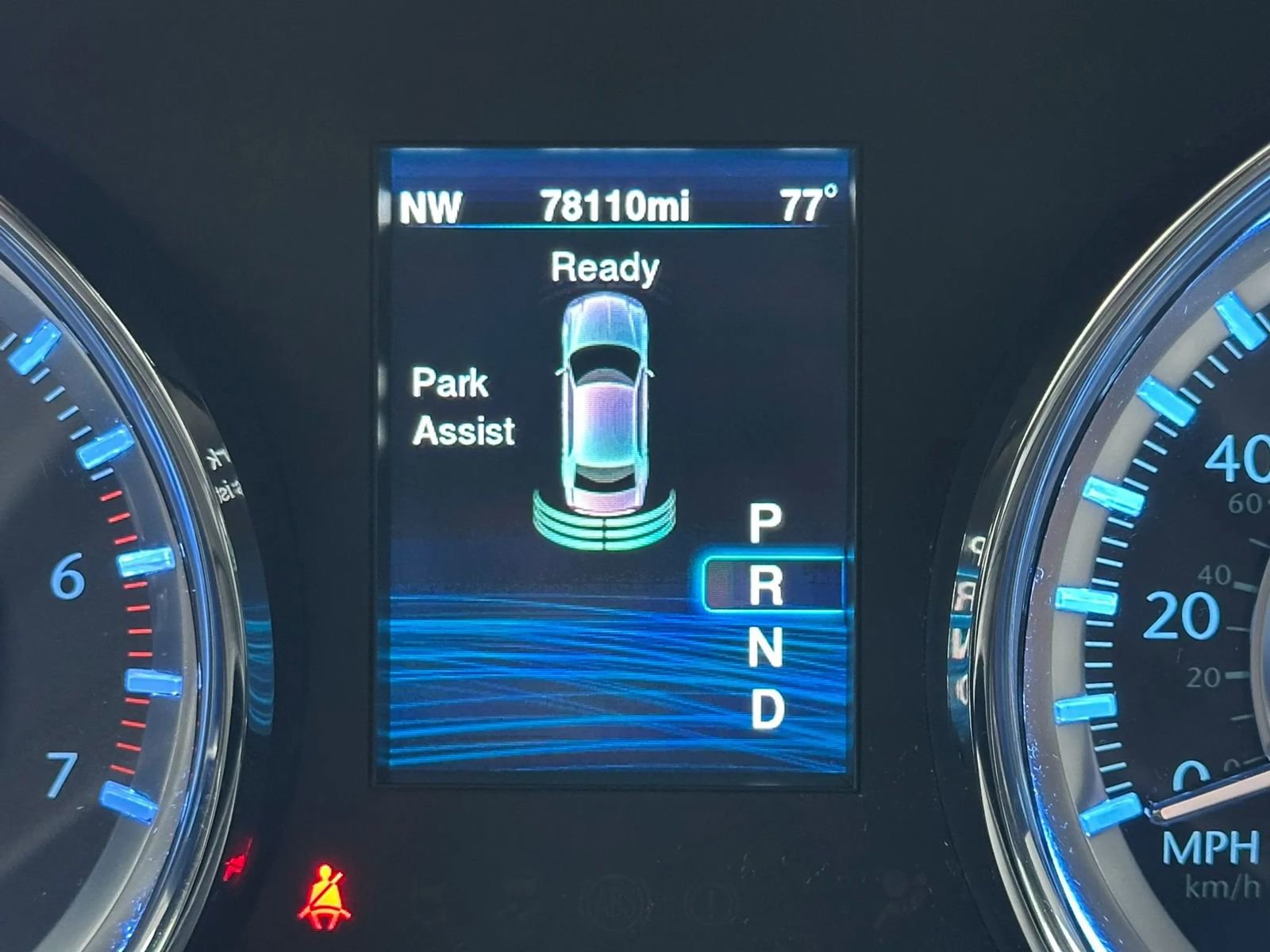 Used 2013 Chrysler 300 C w/ Harman Kardon Audio Group RWD image 29