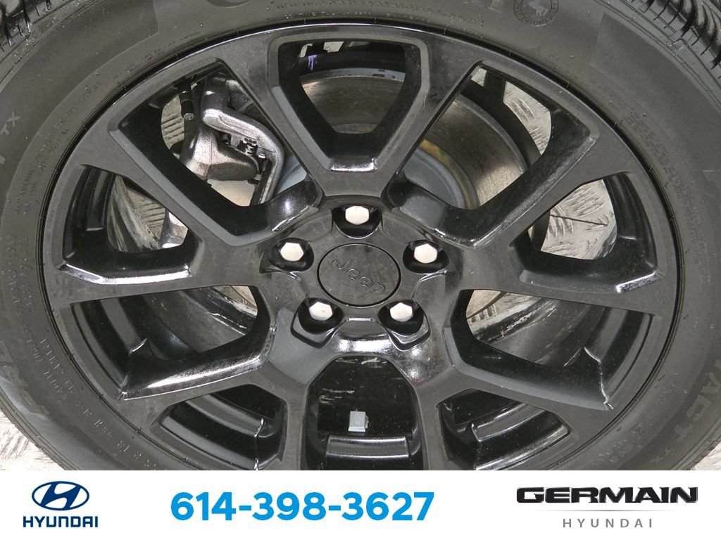 Used 2023 Jeep Compass Latitude w/ Convenience Group AWD/4WD image 13