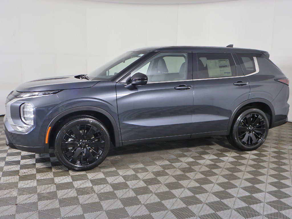 New 2026 Mitsubishi Outlander LE FWD image 19