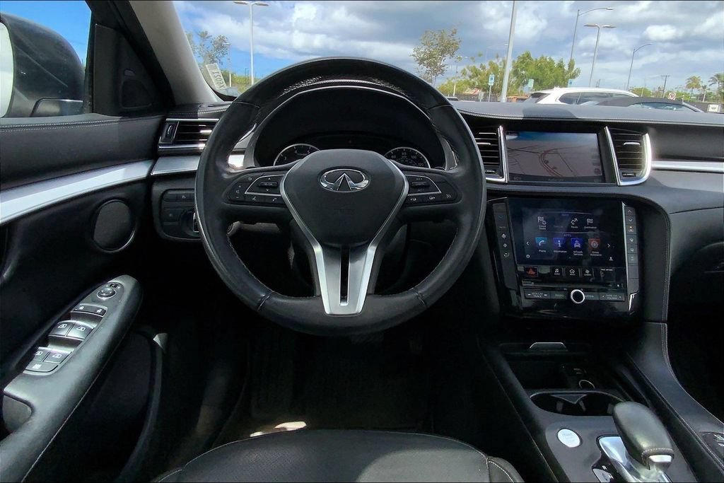 Used 2019 INFINITI QX50 Essential w/ Cargo Package FWD image 5