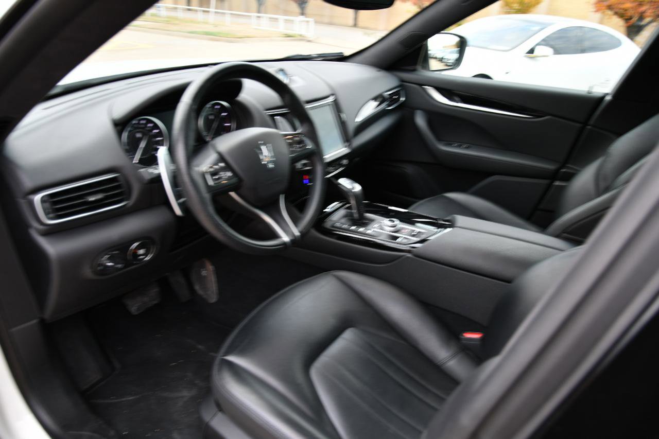 Used 2023 Maserati Levante Modena AWD/4WD image 20