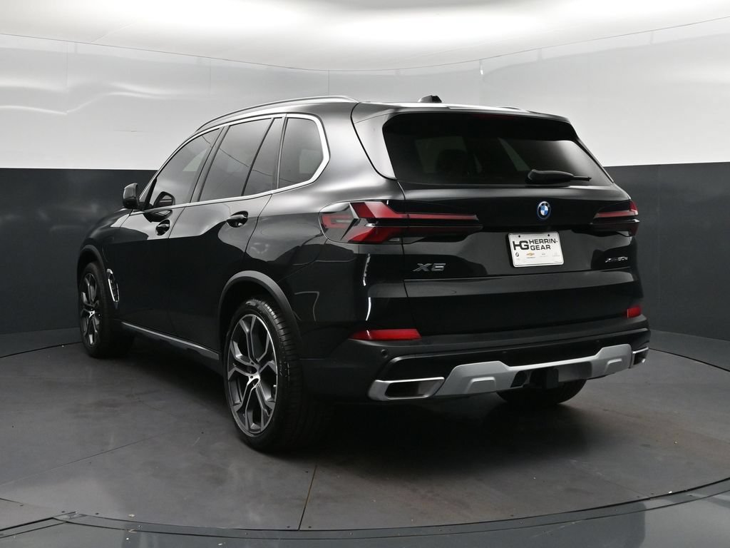 Certified 2024 BMW X5 xDrive50e w/ Premium Package AWD/4WD image 5