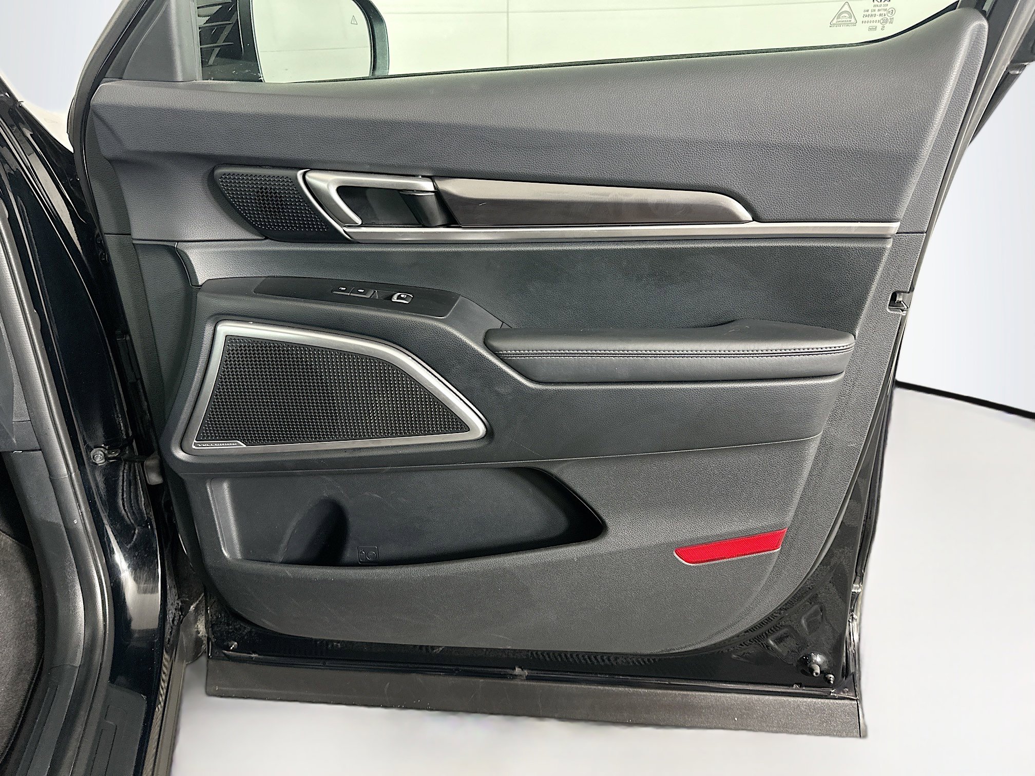 Used 2025 Kia Telluride S AWD/4WD image 36