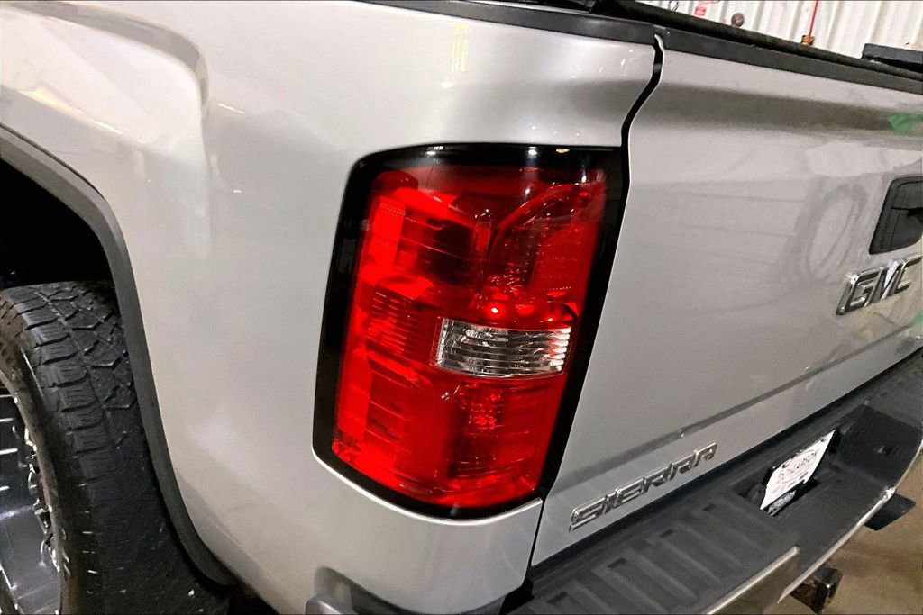 Used 2016 GMC Sierra 1500 SLE w/ SLE Value Package AWD/4WD image 8