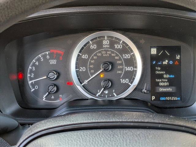 Used 2022 Toyota Corolla LE image 11