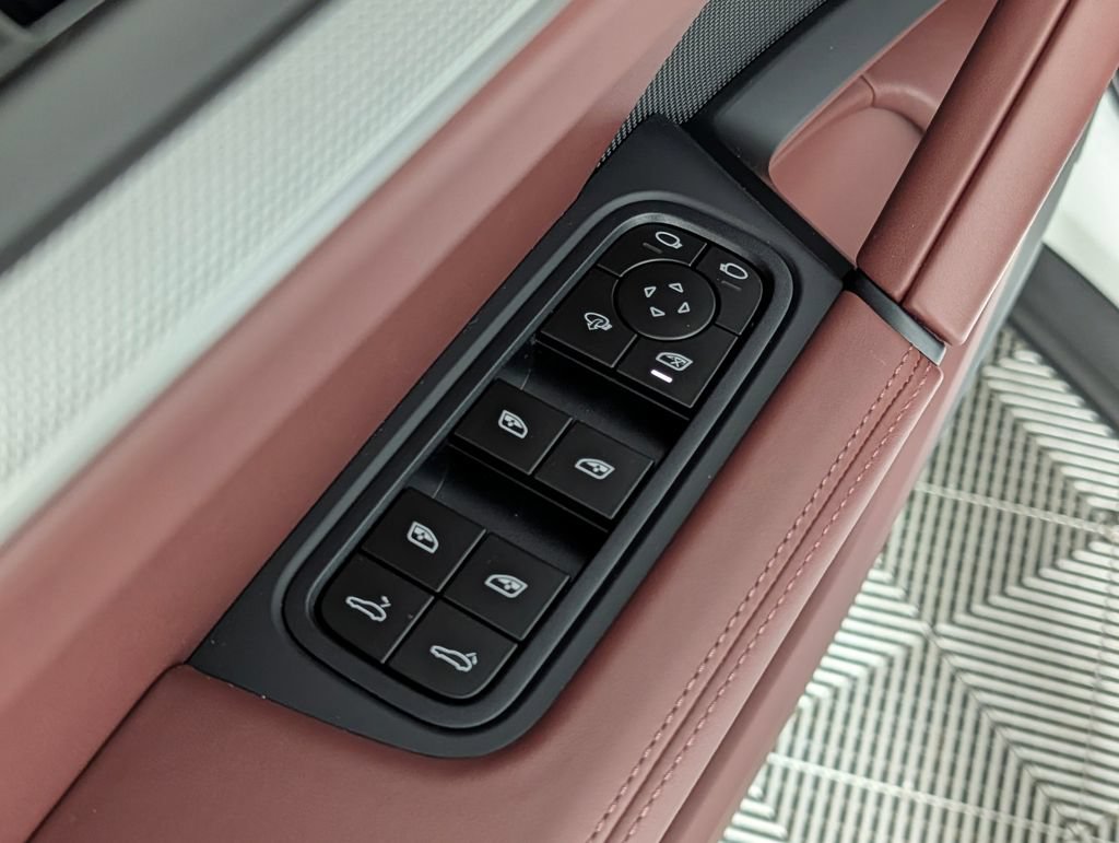 New 2026 Porsche Cayenne AWD/4WD image 27