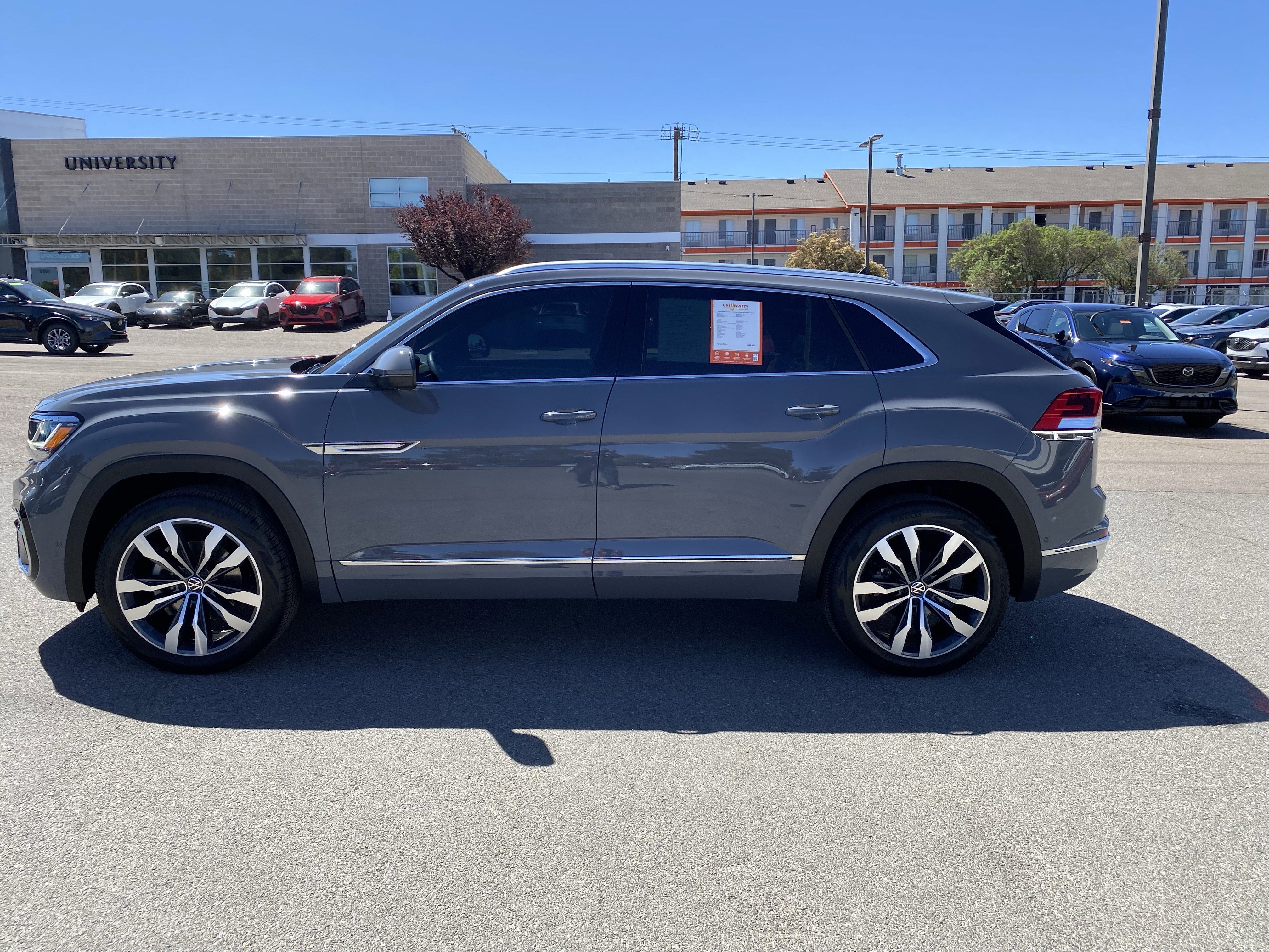 Certified 2023 Volkswagen Atlas Cross Sport SEL Premium R-Line AWD/4WD image 54
