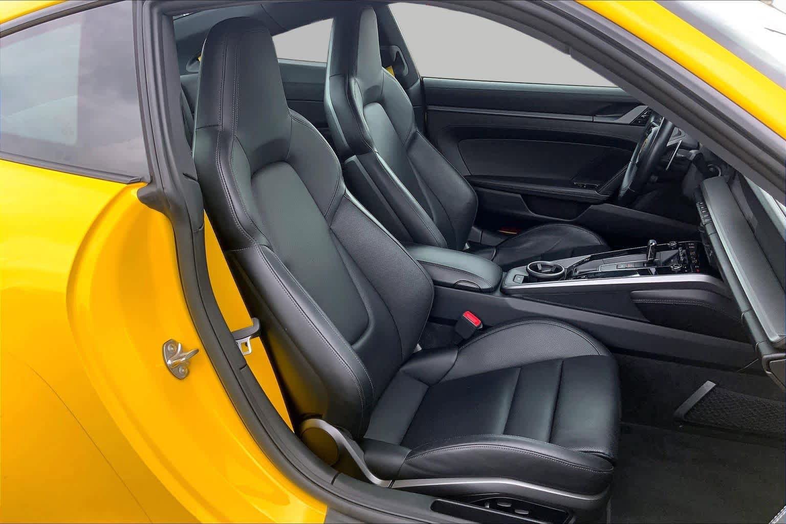 Used 2021 Porsche 911 Carrera S RWD image 9