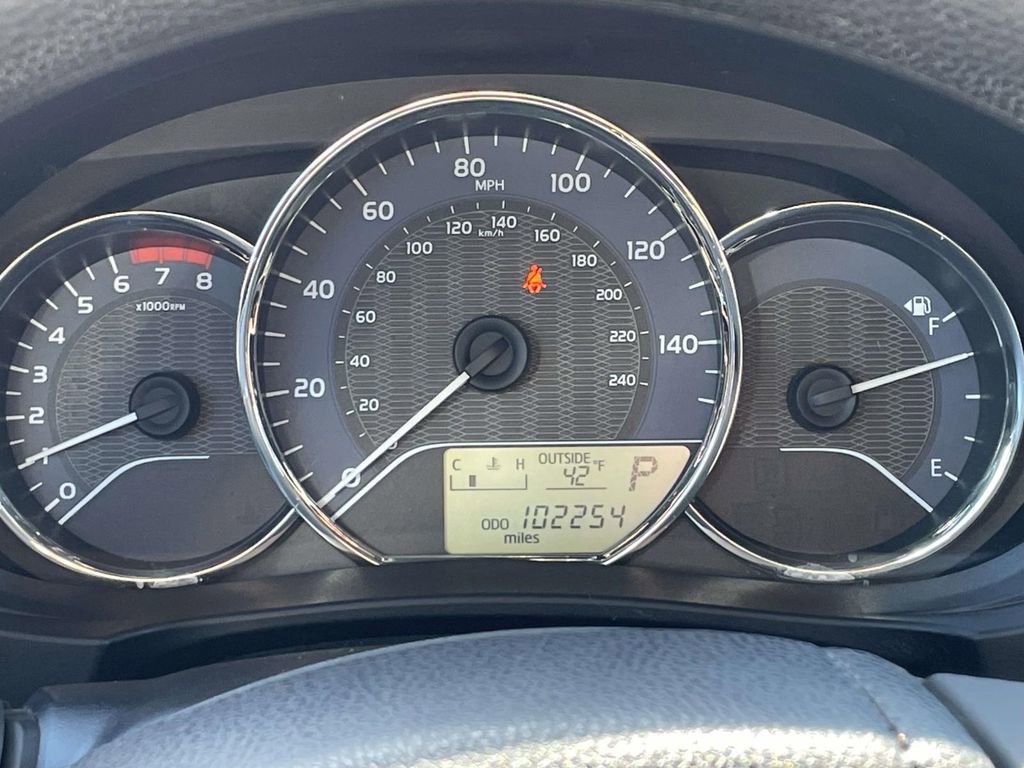 Used 2016 Toyota Corolla image 27