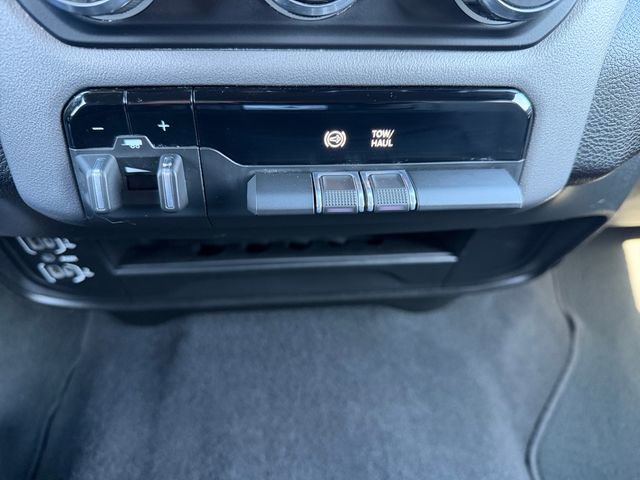 Used 2023 RAM 3500 Big Horn w/ Level 1 Equipment Group image 26