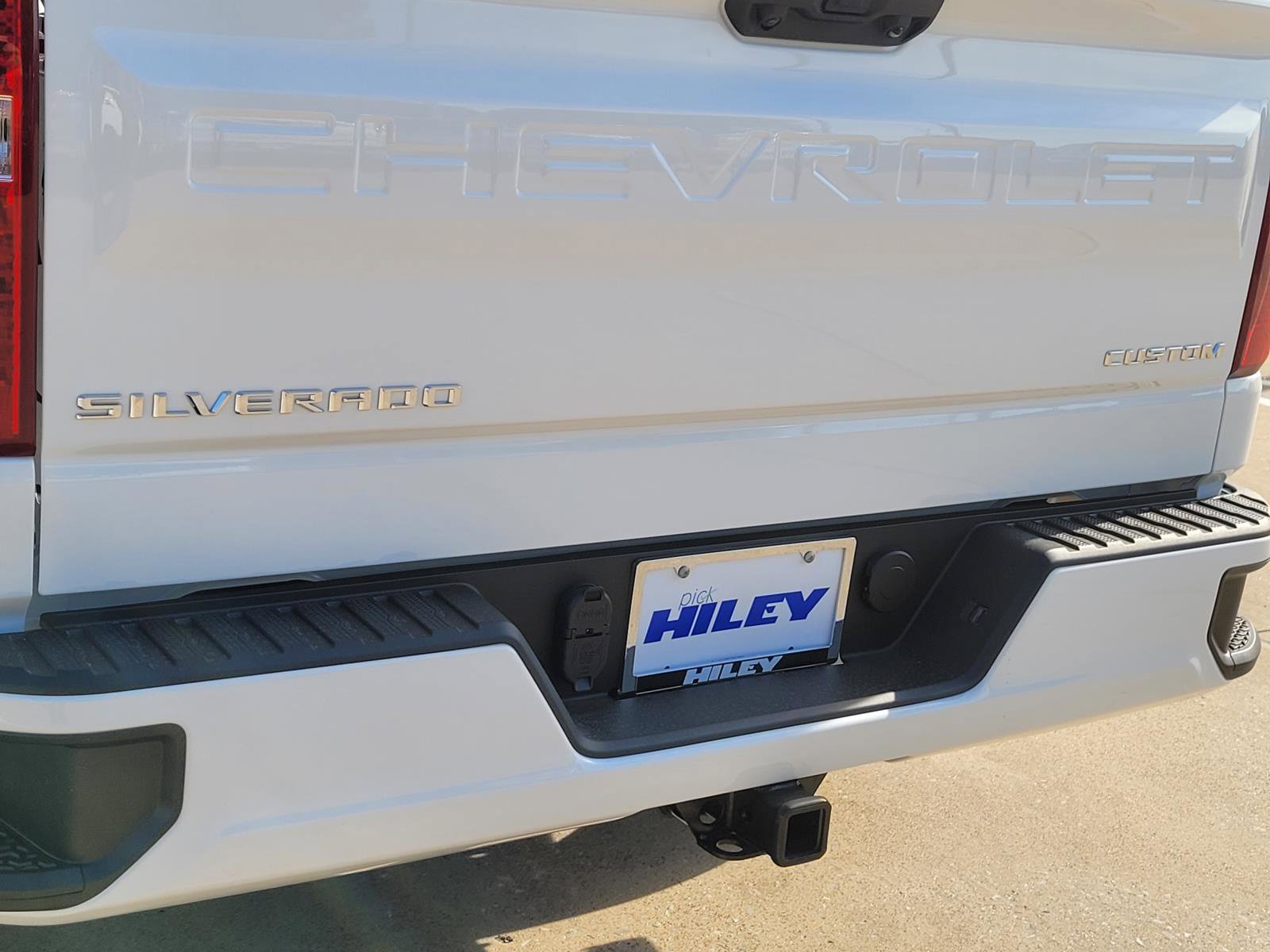 New 2026 Chevrolet Silverado 1500 Custom AWD/4WD image 4