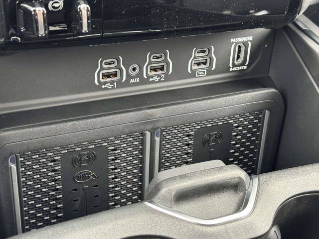 New 2026 RAM 1500 Laramie w/ Night Edition AWD/4WD image 21