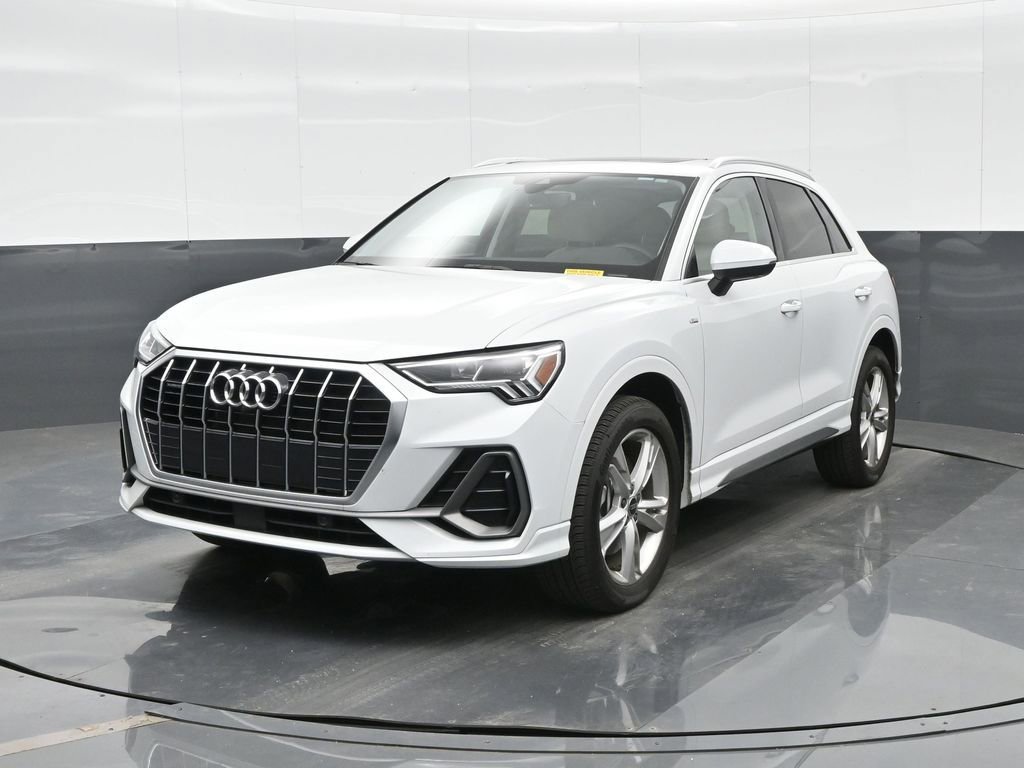 Used 2024 Audi Q3 2.0T Premium Plus w/ Premium Plus Package image 12